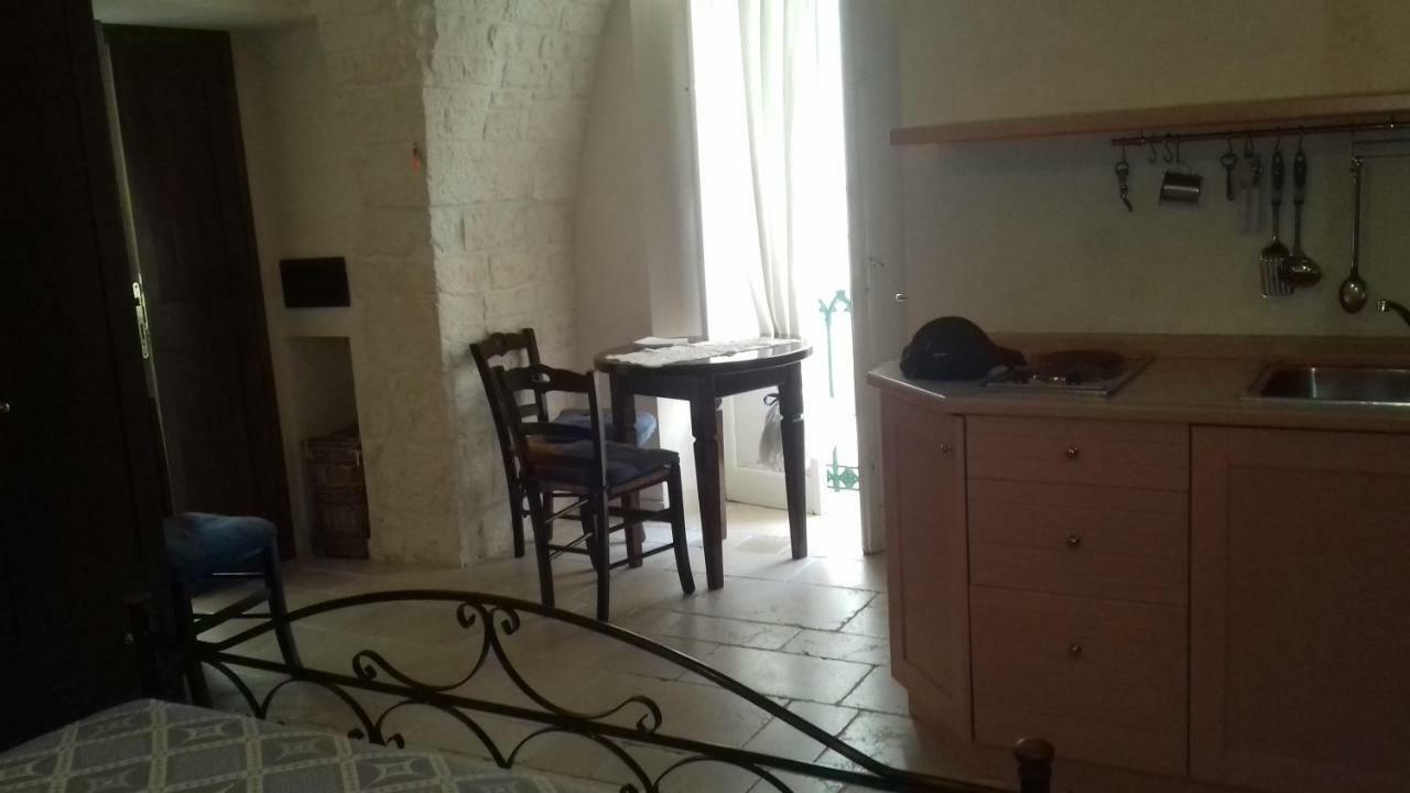 Casetta In Piazza Villa Cisternino Kültér fotó